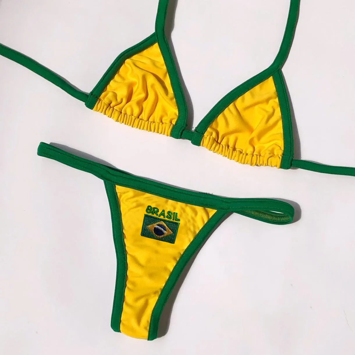 2026 European and American Summer High Street Beach Sexy vintage style Grunge Fashion Backless Female Sexy Triangle Bikini sets - Image 2
